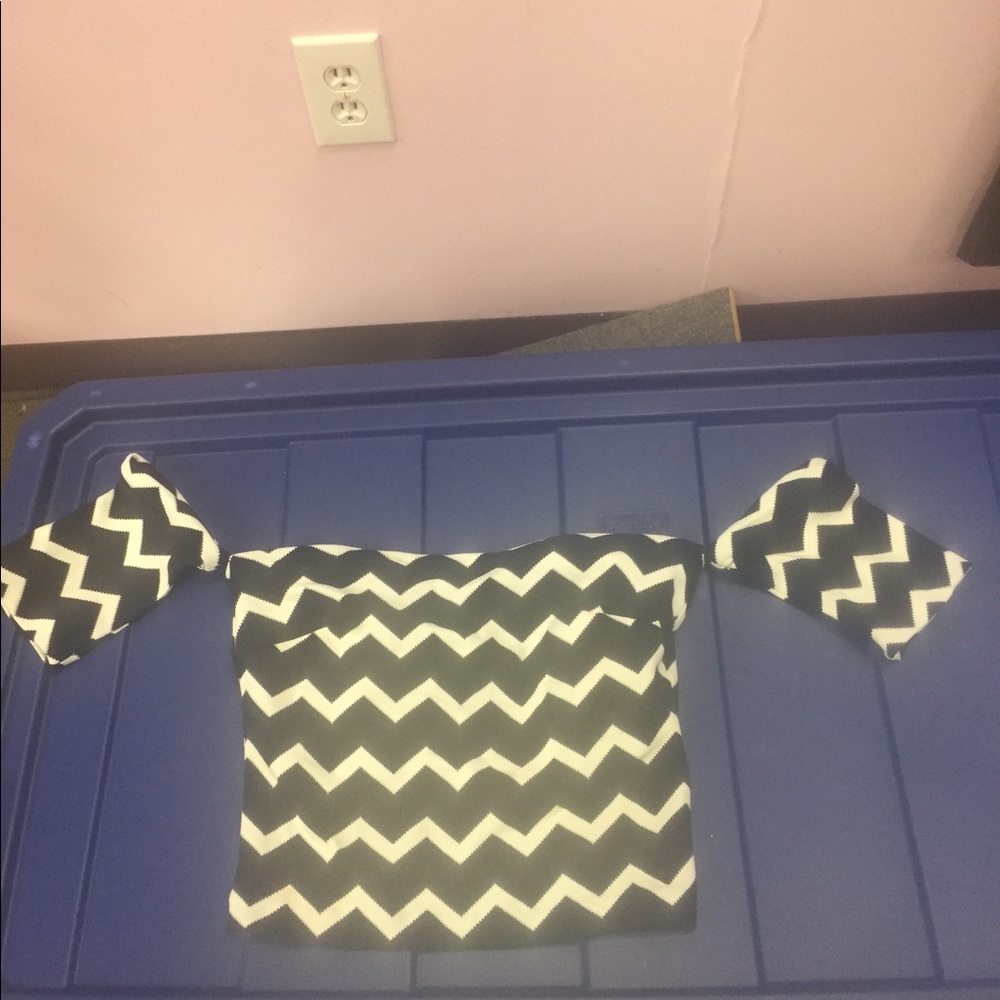 Ladies top/Victoria pappas